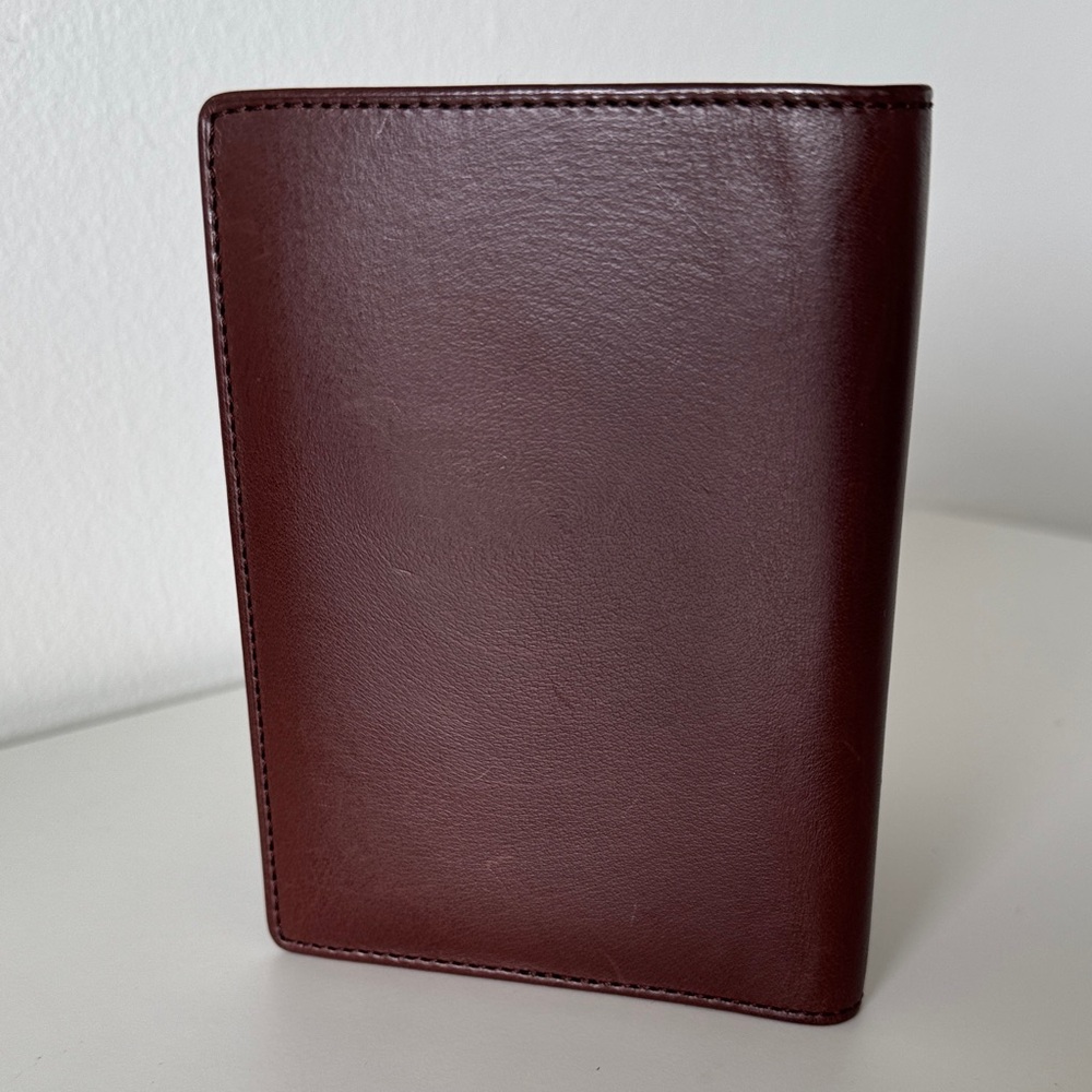 Coach Chocolate Brown Men Leather Card and Passport Holder - Picture 9 of 10
